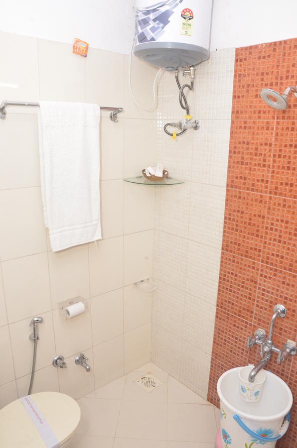 Hotel Royal Classic บาแรลลี ภายนอก รูปภาพ